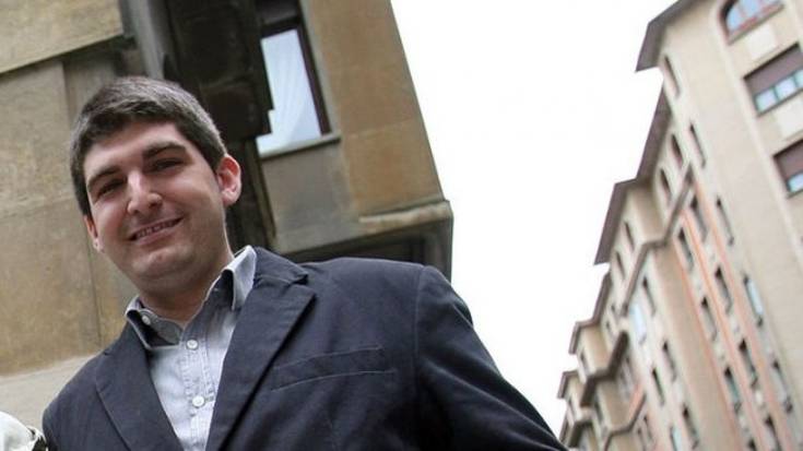 Aritz Romeo: "Euskararen ordenantza berriak aitortu eginen du euskara hizkuntz propio gisa"