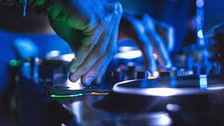 DJ-ak izango dira nagusi aurtengo Sanfeminetan Laban