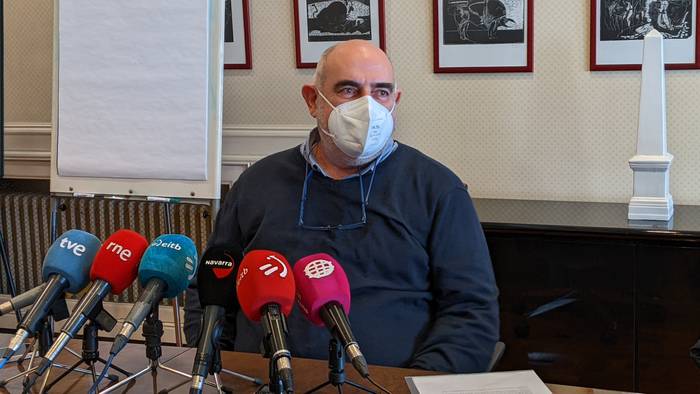 Larrialdi zerbitzuaren egoera “kontuan hartzen ez dela” salatu dute bertako medikuek