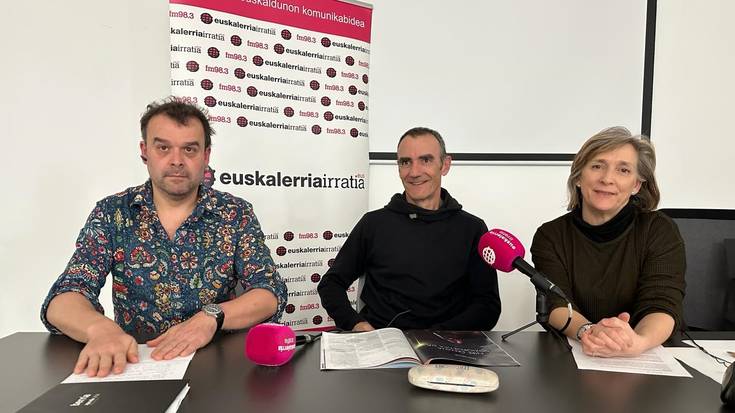 Xabier Letona eta Aitor Txarterina: "Kaleko zarata da Alde Zaharrean bizitzearen arazoetako bat, baina baditu alde onak ere"