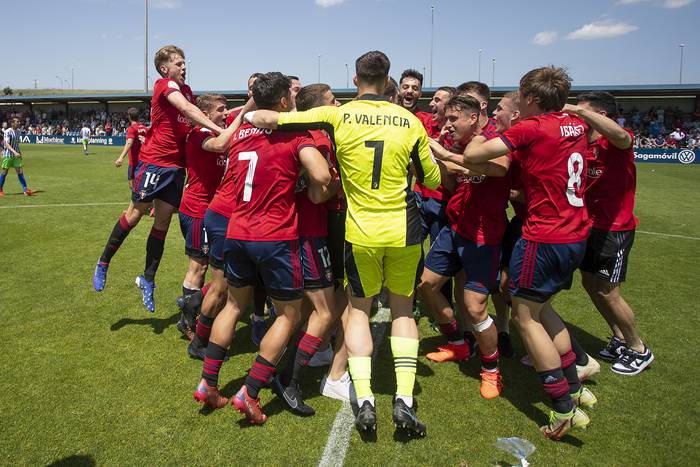 Osasuna Promesasek igoera lortu du, Izarra garaituz
