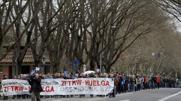 TRWk egindako 123 kaleratzeak legez kanpokoak direla dio Auzitegi Gorenak
