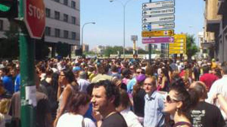 Enplegatu publikoen ia erdiek egin dute greba